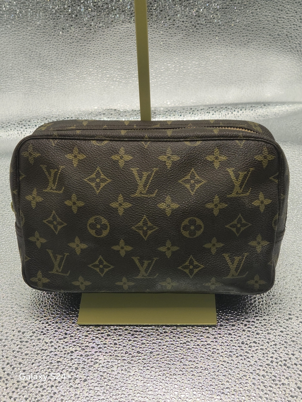 ✨ Authentic Louis Vuitton Monogram Cosmetic Pouch PM ✨